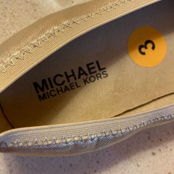 Michael Kors Sz 3 Gold Saffiano Ballet Flats - Picture 12 of 15